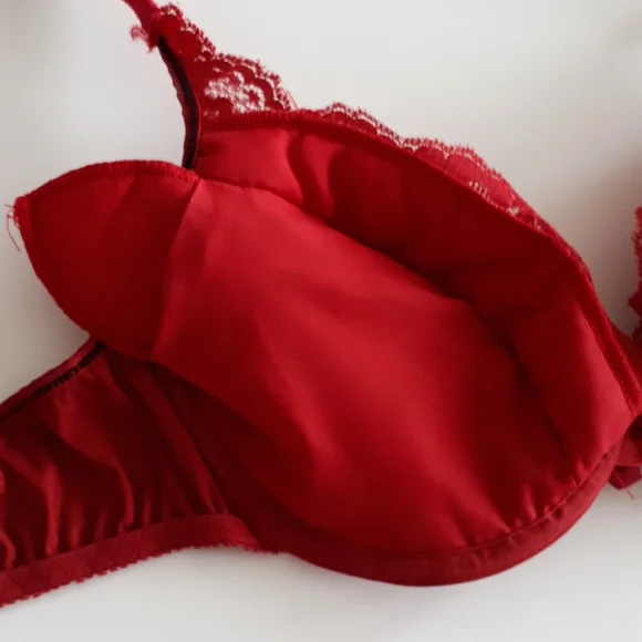 Padded Bra - Picture 7 of 7